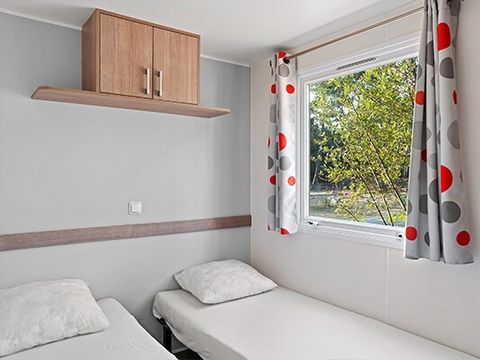 Mobilhome 5 personnes - Mobil-home | Comfort XL | 2 Ch. | 5 Pers. | Terrasse surélevée | Clim.