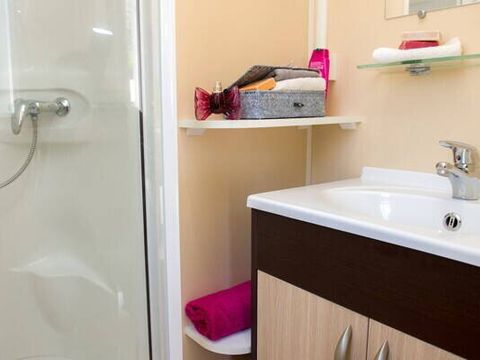 MOBILHOME 5 personnes - Mobil-home | Classic | 2 Ch. | 5 Pers. | Terrasse surélevée | Clim.