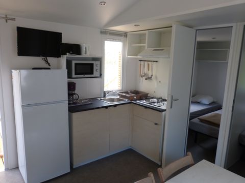 MOBILHOME 8 personnes - Mobil home climatisé de 28.3m² - 3 chambres + terrasse semi couverte 22.5m²