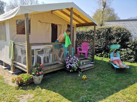 TENTE TOILE ET BOIS 4 personnes - Lodge Safari TENTE TOILE ET BOIS 4 personnes - Lodge Safari