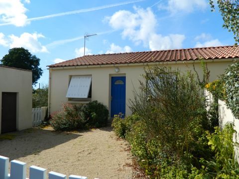 GÎTE 6 personnes - Gîte confort 2 chambres 6 pers GÎTE 6 personnes - Gîte confort 2 chambres 6 pers