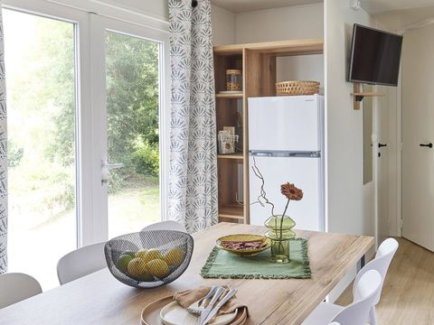 MOBILHOME 8 personnes - Premium 4 chambres - 2 salles d'eau avec clim et lave-vaisselle