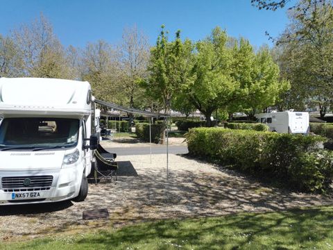 Emplacement - Forfait confort, avec électricité
