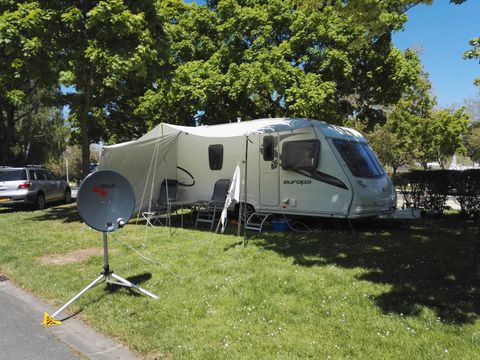 Emplacement - Forfait confort, avec électricité