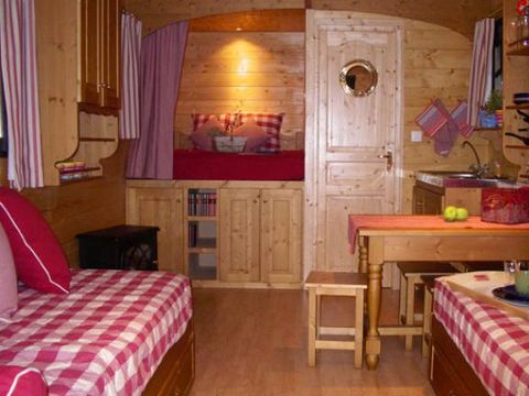 Insolite 5 personnes - ROULOTTE GÎTE