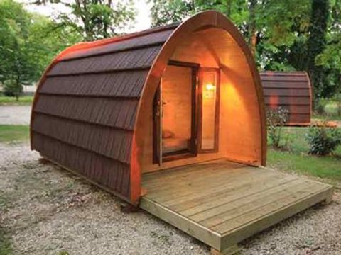 HÉBERGEMENT INSOLITE 2 personnes - CABANE LE POD sans sanitaires