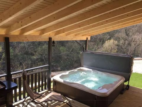 CHALET 8 personnes - LUXOR avec Spa privatif