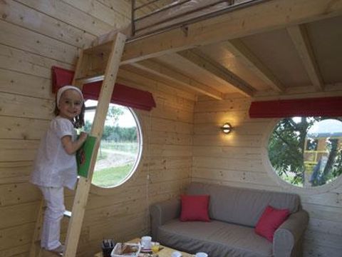 HÉBERGEMENT INSOLITE 2 personnes - CARRE DÉTOILES avec Spa privatif