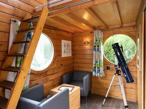 HÉBERGEMENT INSOLITE 2 personnes - CARRE DÉTOILES avec Spa privatif