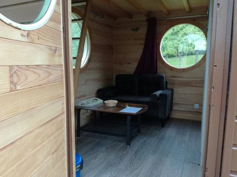 HÉBERGEMENT INSOLITE 2 personnes - CARRE DÉTOILES avec Spa privatif