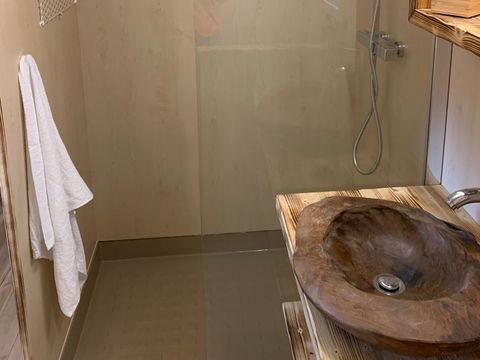 HÉBERGEMENT INSOLITE 6 personnes - RÊVE DE ROBINSON