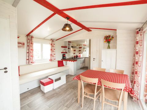 CHALET 5 personnes - CABANE DU JURA