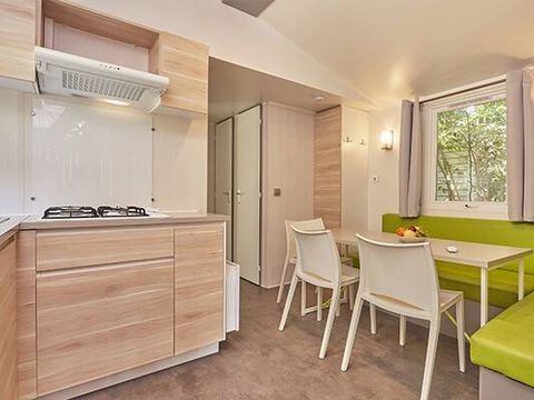 MOBILHOME 6 personnes - Mobil-home | Comfort | 3 Ch. | 6 Pers. | Terrasse simple | TV