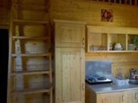 HÉBERGEMENT INSOLITE 5 personnes - TIPI