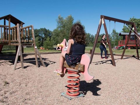 Village Toue du Domaine des Demoiselles  - Camping Allier - Image N°23