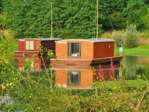 Insolite 5 personnes - Toue cabanée au mouillage avec sanitaires