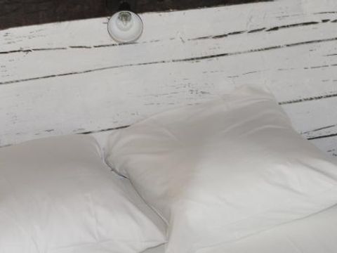 HÉBERGEMENT INSOLITE 2 personnes - LA BARIQUE