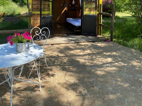 Hébergement 3 personnes - Roulotte Gîte Bohème