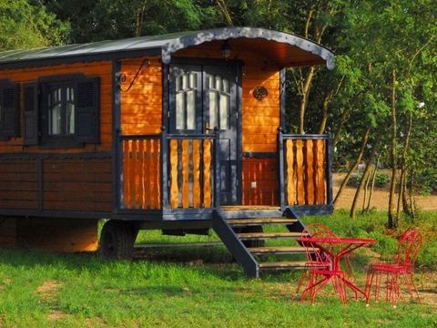 Village Toue du Domaine des Demoiselles  - Camping Allier - Image N°17