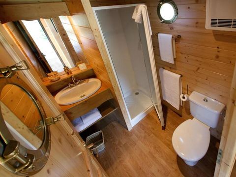 Village Toue du Domaine des Demoiselles  - Camping Allier - Image N°21