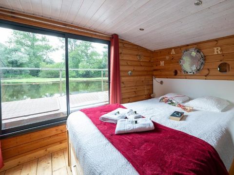 Village Toue du Domaine des Demoiselles  - Camping Allier - Image N°6