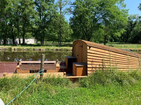 Village Toue du Domaine des Demoiselles  - Camping Allier - Image N°34
