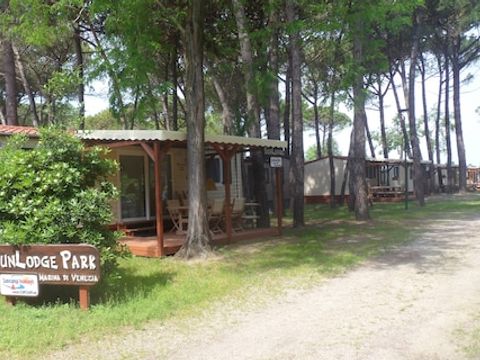 MOBILHOME 5 personnes - SunLodge Redwood (arrivée en haute saison le vendredi))