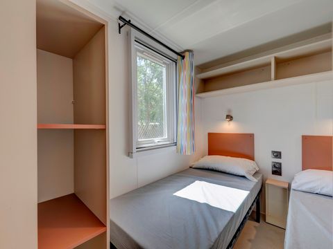 Mobilhome 6 personnes - Comfort XL | 2 Ch. | 4/6 Pers. | Terrasse surélevée | Clim.