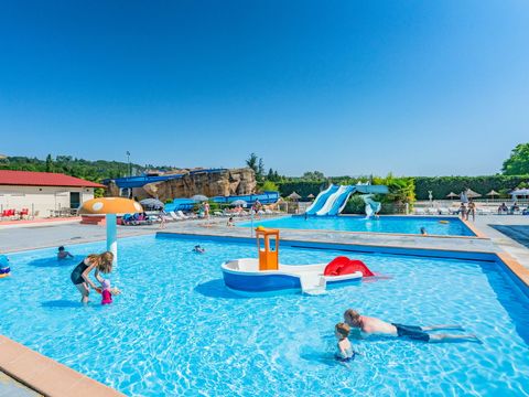 Camping Le Château de Galaure - Camping Drome - Image N°4