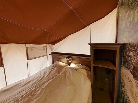 Tente en toile et en bois 5 personnes - SunLodge Jungle