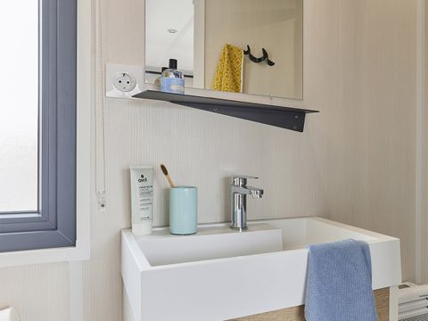Mobilhome 4 personnes - Cabane 20m²