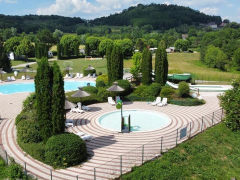 Camping Domaine de l'Epinette - Camping Jura - Image N°2