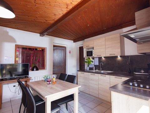 GÎTE 4 personnes - F2 - Gîte Rez de Chaussée