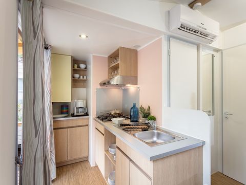 Mobilhome 6 personnes - Classic XL | 3 Ch. | 6 Pers. | Terrasse surélevée | Clim.