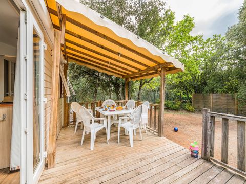 Mobilhome 6 personnes - Classic | 2 Ch. | 4/6 Pers. | Terrasse surélevée | 1 SDB | Clim.