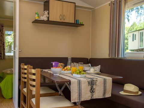 Mobilhome 6 personnes - Classic | 3 Ch. | 6 Pers. | Terrasse simple | Clim.