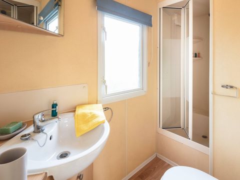 Mobilhome 6 personnes - Classic | 3 Ch. | 6 Pers. | Terrasse surélevée | Clim.