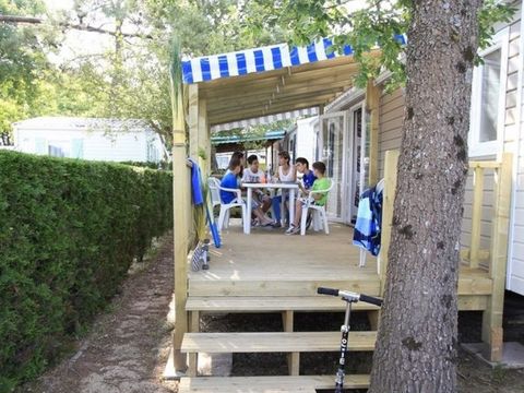 MOBILHOME 8 personnes -  Confort 4 chambres 37m²