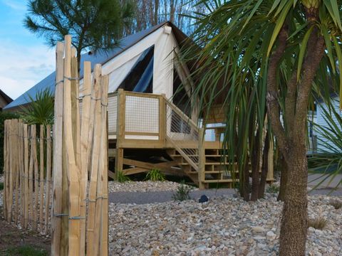BUNGALOW TOILÉ 5 personnes - Junior 2 chambres 21m²