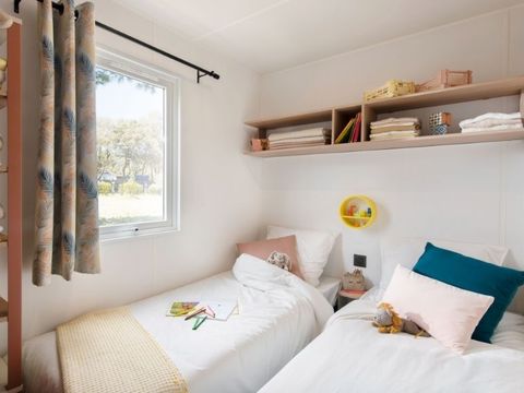 Mobilhome 6 personnes - Confort+ - 3 chambres - 2 salles de bain 40m²