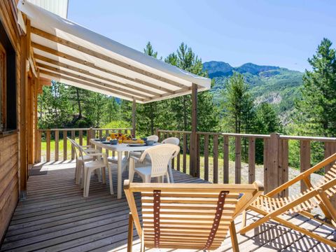 CHALET 6 personnes - Chalet en bois Confort 35m² 3 chambres + TV + Terrasse