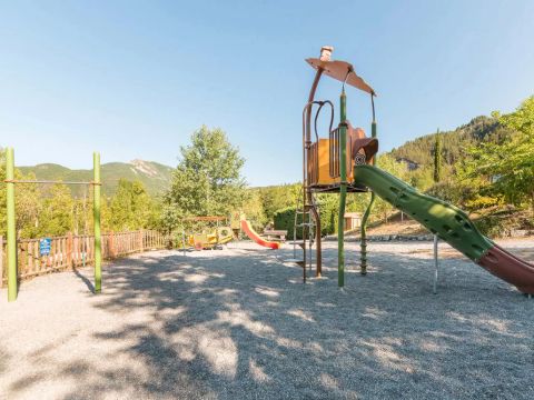 Flower Camping Le Clot du Jay - Camping Alpes-de-Haute-Provence - Image N°5