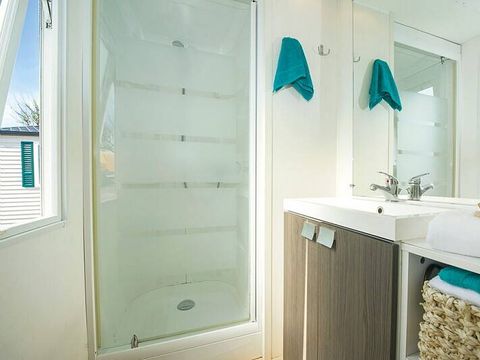 MOBILHOME 5 personnes - Mobil-home | Comfort | 3 Ch. | 5 Pers. | Terrasse simple | 1 SDB | Clim.