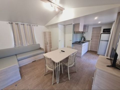 MOBILHOME 4 personnes - Loggia Premium 33m² - Climatisation - TV