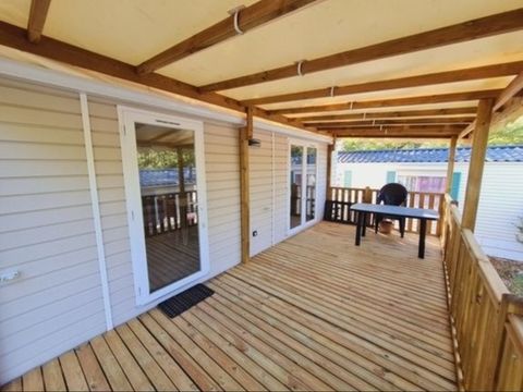 MOBILHOME 4 personnes - Loggia Premium 33m² - Climatisation - TV