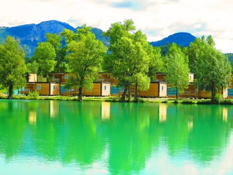 MOBILHOME 4 personnes - Loggia Confort 33m² - Bord de lac - Climatisation - TV