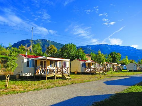 MOBILHOME 4 personnes - Family Classic 26m² - Climatisation + TV