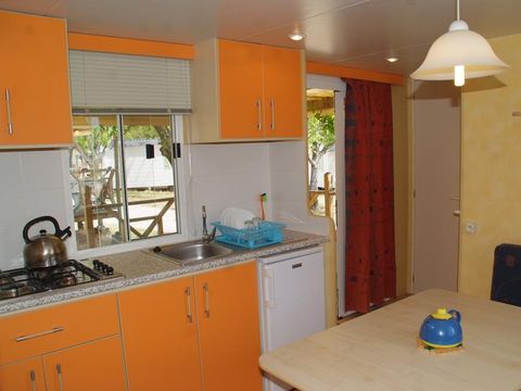 MOBILHOME 4 personnes - Family Classic 26m² - Climatisation + TV