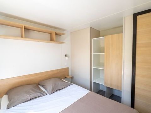 MOBILHOME 4 personnes - Loggia Premium 33m² - Bord de lac - Climatisation - TV