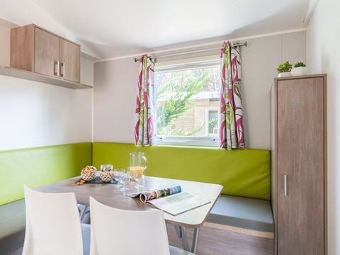 MOBILHOME 6 personnes - Mobil-home | Comfort | 2 Ch. | 4/6 Pers. | Terrasse surélevée non couverte